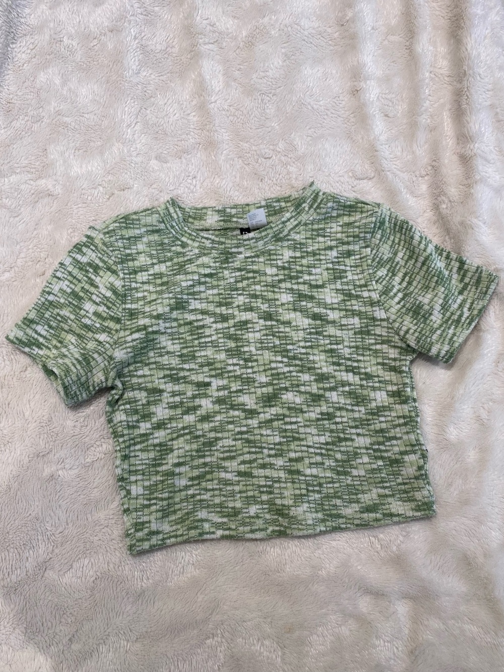 H&M Green Heathered Cropped Knit Tee